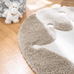 Top Square Tapis enfant Vendee V - Fibres synthétiques - Beige 12 Top Square Tapis enfant Vendee V - Fibres synthétiques - Beige -Tapis enfant Soldes 1000214209 210325 14263300003 MOOD DETAILS P000000001000214209 mood