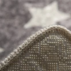 Top Square Tapis enfant Yildiz - Velours - Gris 7 Top Square Tapis enfant Yildiz - Velours - Gris -Tapis enfant Soldes 1000307665 211110 08320600177 DETAILS P000000001000307665