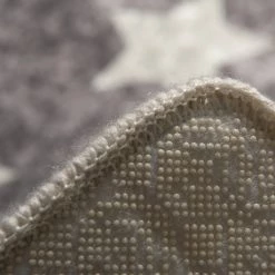 Top Square Tapis enfant Yildiz - Velours - Gris 8 Top Square Tapis enfant Yildiz - Velours - Gris -Tapis enfant Soldes 1000329776 220307 031 DETAILS P000000001000329776