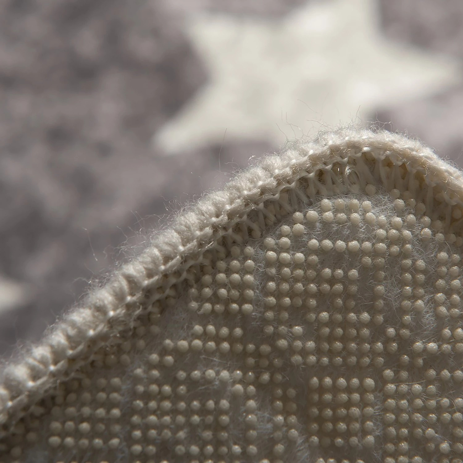 Top Square Tapis enfant Yildiz - Velours - Gris 4 Top Square Tapis enfant Yildiz - Velours - Gris – Image 4