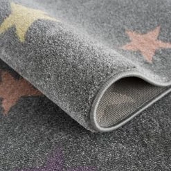 Happy Rugs Tapis enfant Fame II - Polypropylène - Gris argenté - Diamètre : 160 cm -Tapis enfant Soldes 1000347451 220505 030 DETAILS P000000001000347451